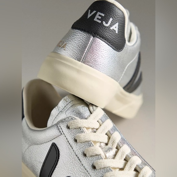 Veja Campo Leather Sneakers - Picture 2 of 8